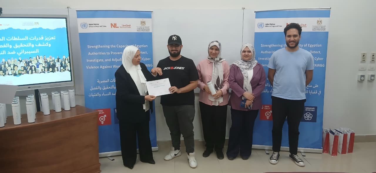 الشباب والرياضة والأمم المتحدة يطلقان جولات التوعية بالعنف الرقمي تجاه الفتيات