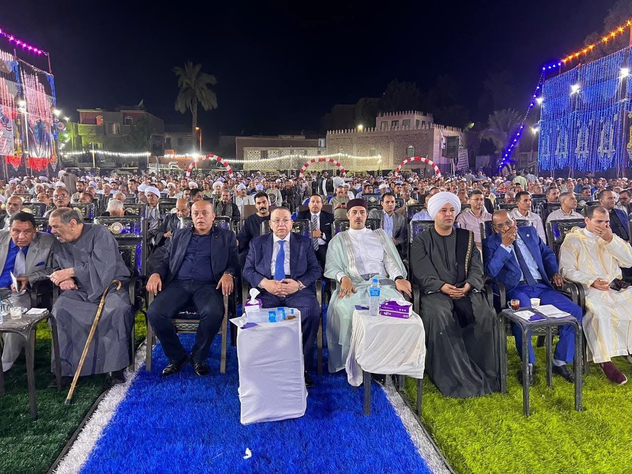 نقيب الأشراف من قنا: نبعث برقية تأييد لقائد مسيرتنا الرئيس السيسي