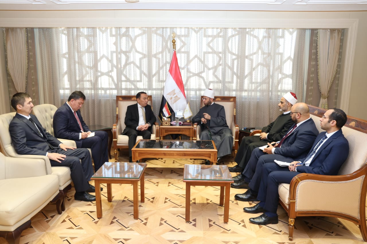 الازهري: نسعى لجعل جامعة نور مبارك مركزًا علميًّا إقليميًّا ينشر الفكر الوسطي الرشيد