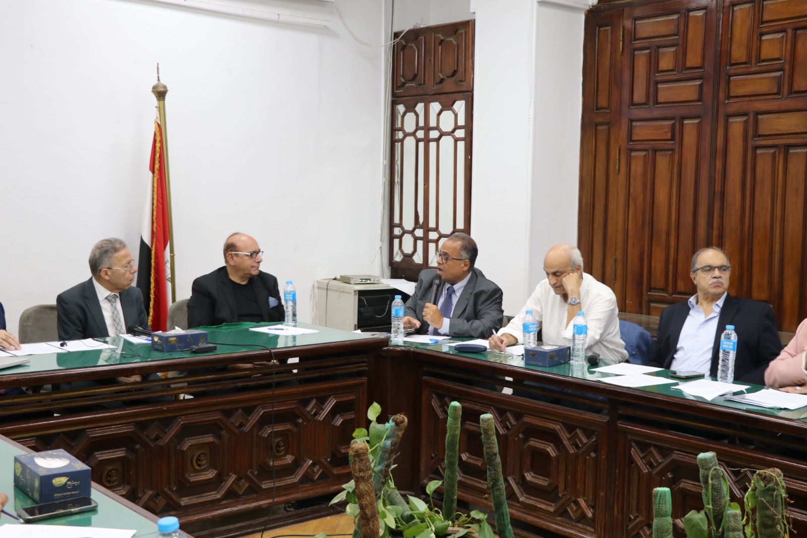 نقابة الأطباء تدق ناقوس الخطر: التوسع العشوائي في كليات الطب يهدد مستقبل المهنة وجودة التعليم الطبي في مصر