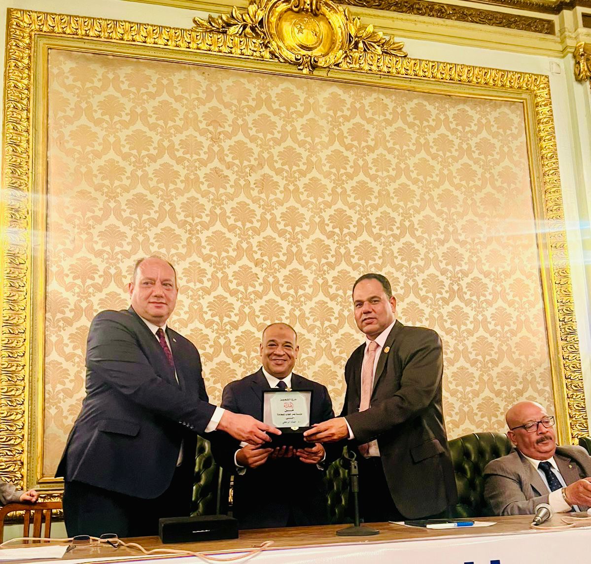 الدكتور حماد الرمحي في ندوة الجرائم الإلكترونية: الذكاء الاصطناعي أداة للجريمة ودليل رقمي للعدالة