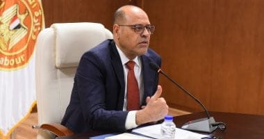 وزير العمل يعتمد 2 مليون و990 ألفا و834 جنيهًا للرعاية الاجتماعية والصحية وإعانات الحوادث