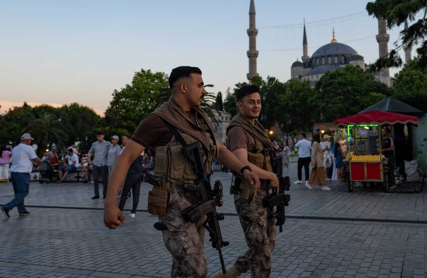 تقرير عبري حول «جواسيس غير متوقعين» للموساد في دول عربية وإسلامية