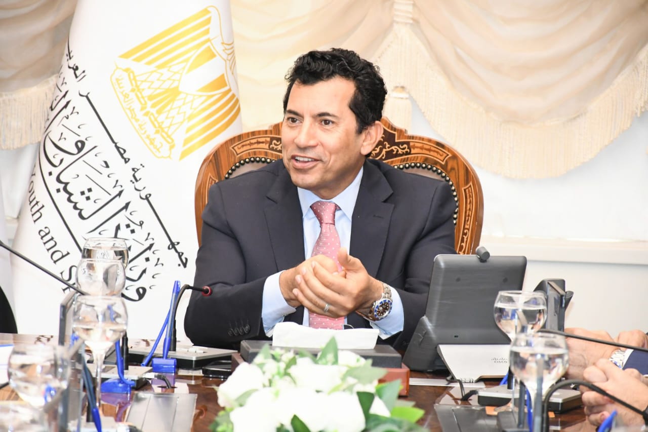 وزير الرياضة ينعي وفاة رئيس قطاع قنوات النيل المتخصصة بالهيئة الوطنية للإعلام