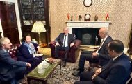 بدوى يعقد فى لندن سلسلة من اللقاءات الثنائية مع عدد من مسئولي مؤسسات التمويل الأوروبية وشركات التعدين