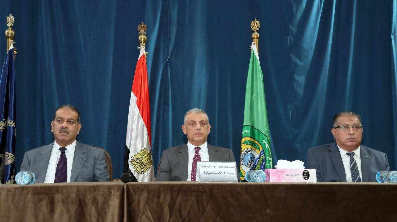 محافظ الإسماعيلية ومدير الأمن يشهدان مراسم إجراء القرعة العلنية للحج