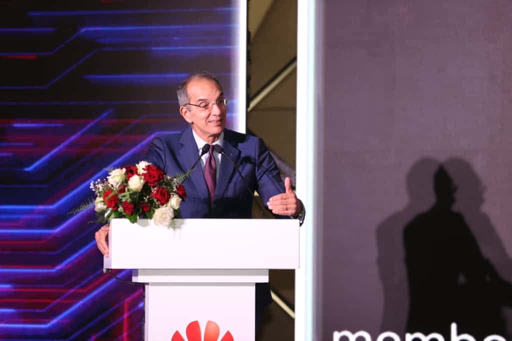 وزير الاتصالات: الكفاءات الرقمية عنصر رئيسي لجذب الشركات العالمية للاستثمار في مصر