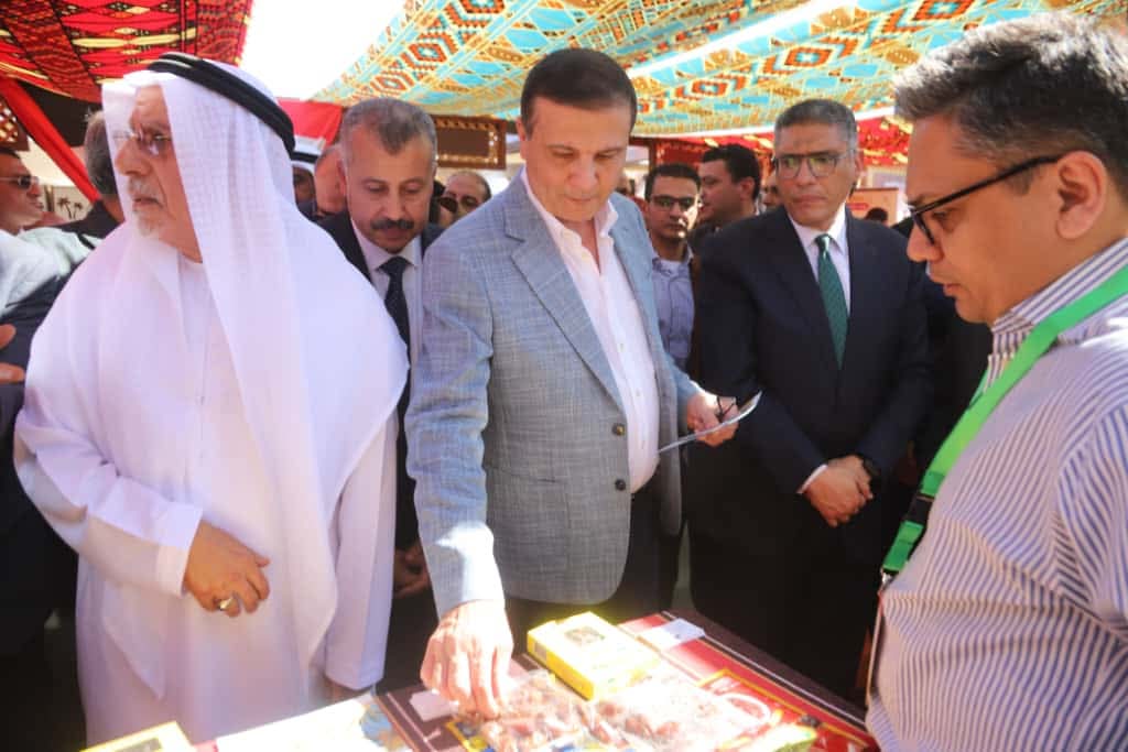 وزير الزراعة ومحافظ الجيزة يفتتحان المهرجان الدولي للتمور في دورته الثامنة
