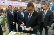 وزير الإسكان يتفقد جناح  المعرض والمؤتمر الدولي للنقل الذكي واللوجستيات والصناعة