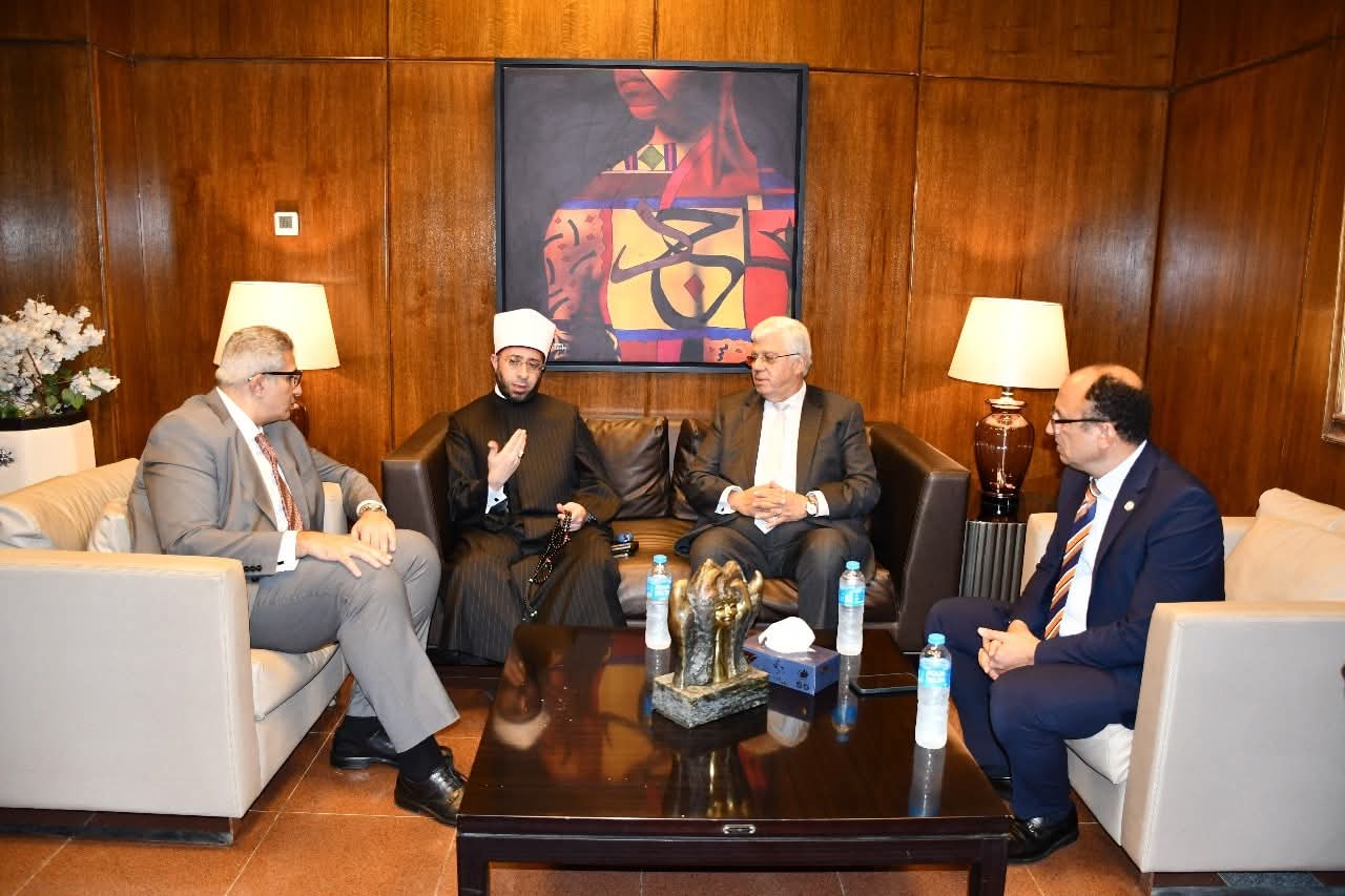 وزيرا التعليم العالي والأوقاف يشاركان في ندوة 