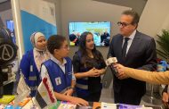وزير الصحة يشيد بجهود المجلس القومي للطفولة والأمومة خلال زيارته لجناحه
