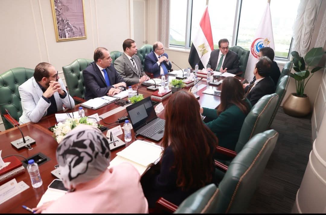 وزير الصحة يتابع تقييم التكنولوجيا الصحية بالتعاون مع المعهد البريطاني NICE