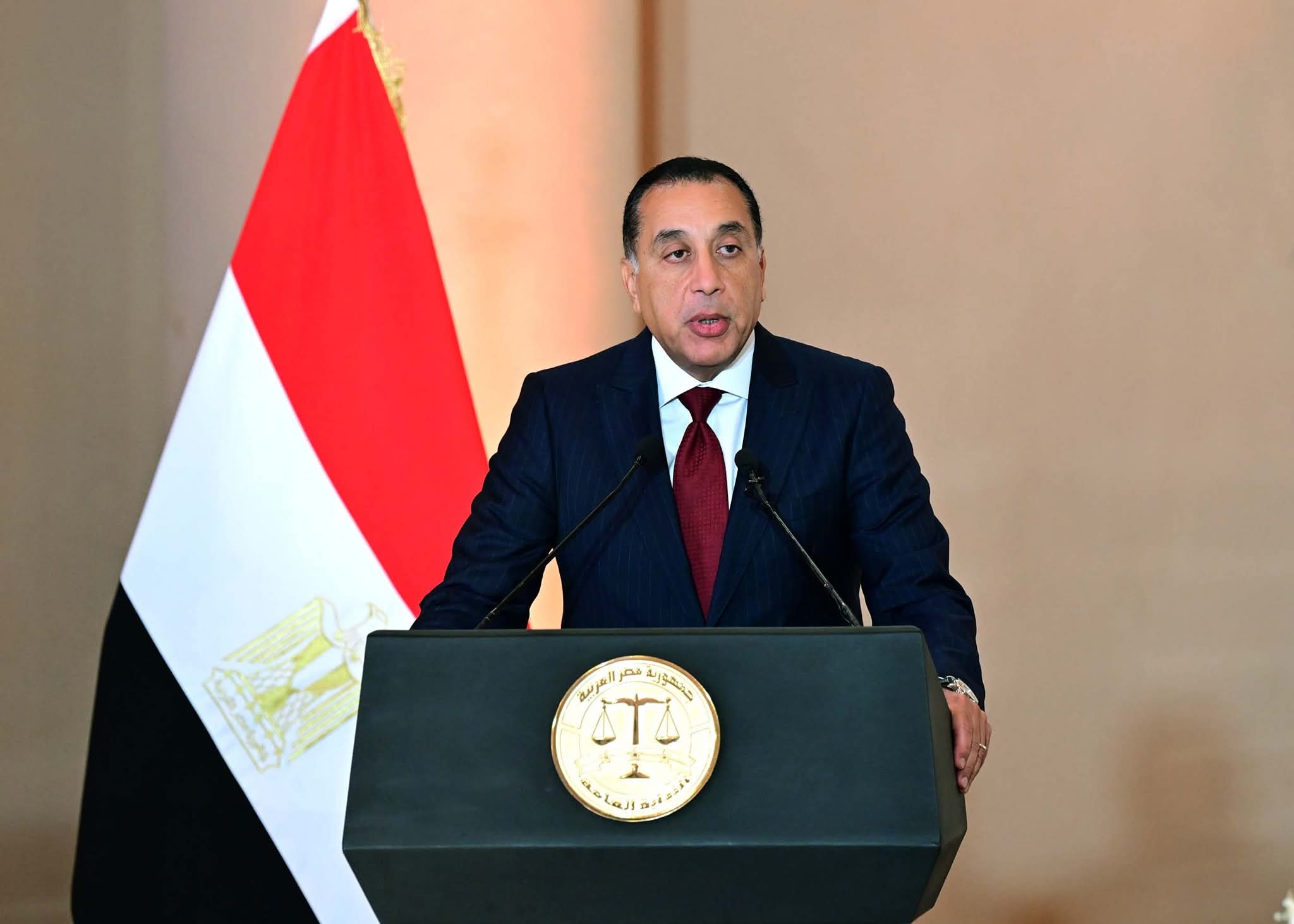 رئيس الوزراء يُثمن ما تقوم به النيابة العامة من دورٍ وطني عميق