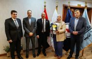 تكريم عدد من المتميزين بالهيئة فى احتفالية عيد البترول