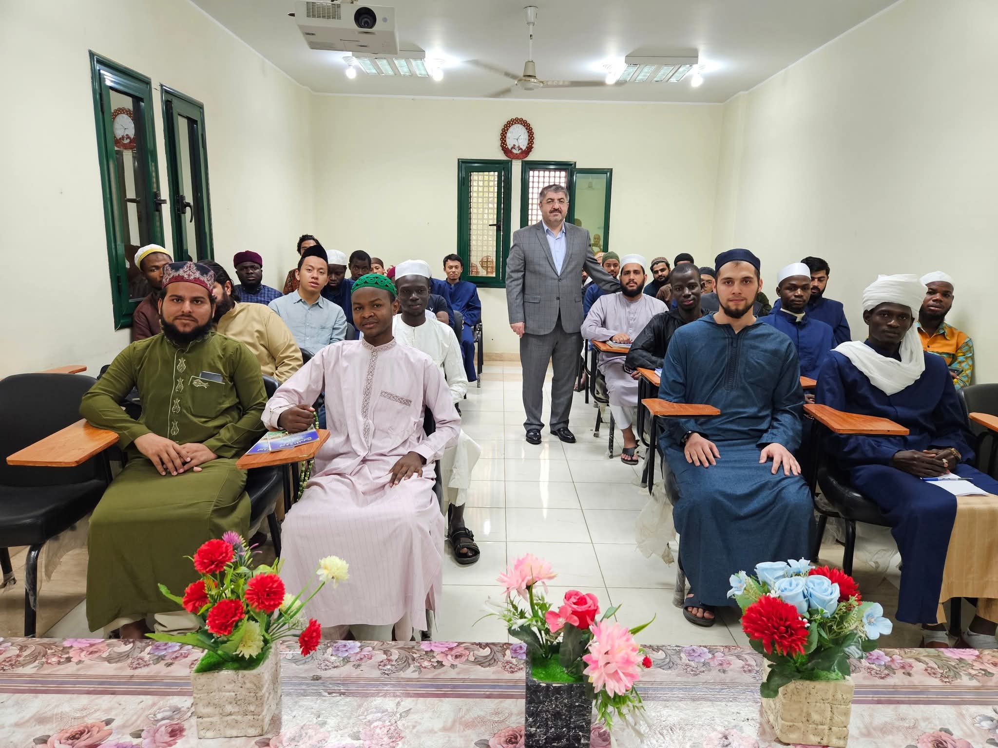 رئيس الجالية الأذربيجانية بالقاهرة: نخدم طلاب الأزهر من مختلف دول العالم ونوفر لهم بيئة علمية راقية للتفوق