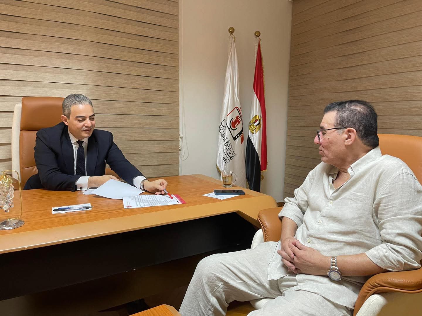 حضور مدحت شلبي لنقابة الإعلاميين بشأن شكوي النادي الأهلي للنقابة ضده