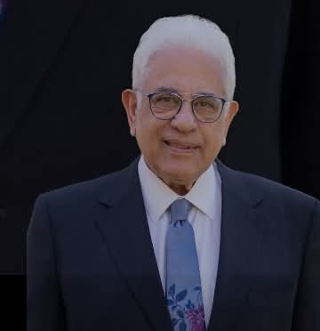 د. حسام بدراوى يكتب .. الجامعات بناة حضارة أم مقدمو خدمةً