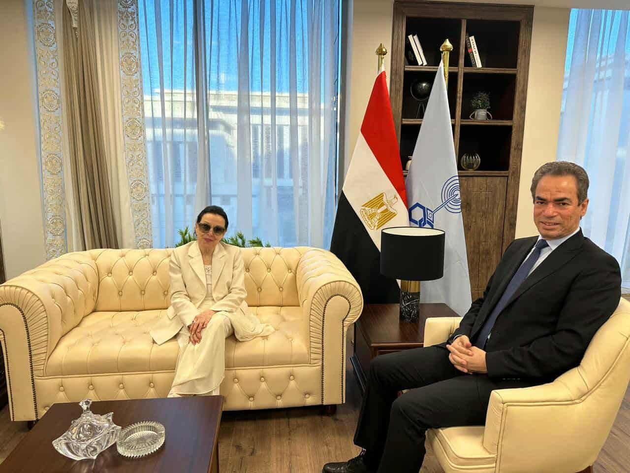 الفنانة نجاة الصغيرة تزور مدينة الثقافة والفنون ومقر الوطنية للإعلام