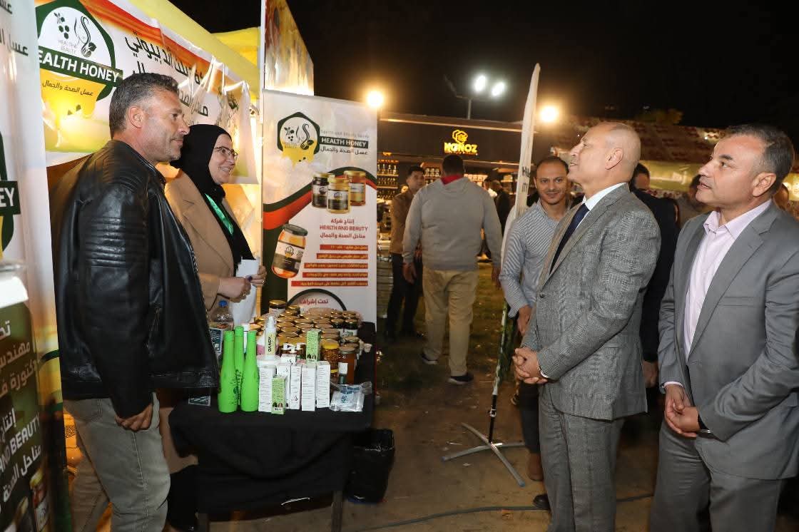 محافظ القاهرة يفتتح مهرجان العسل المصرى الثامن بحديقة الحرية بالزمالك