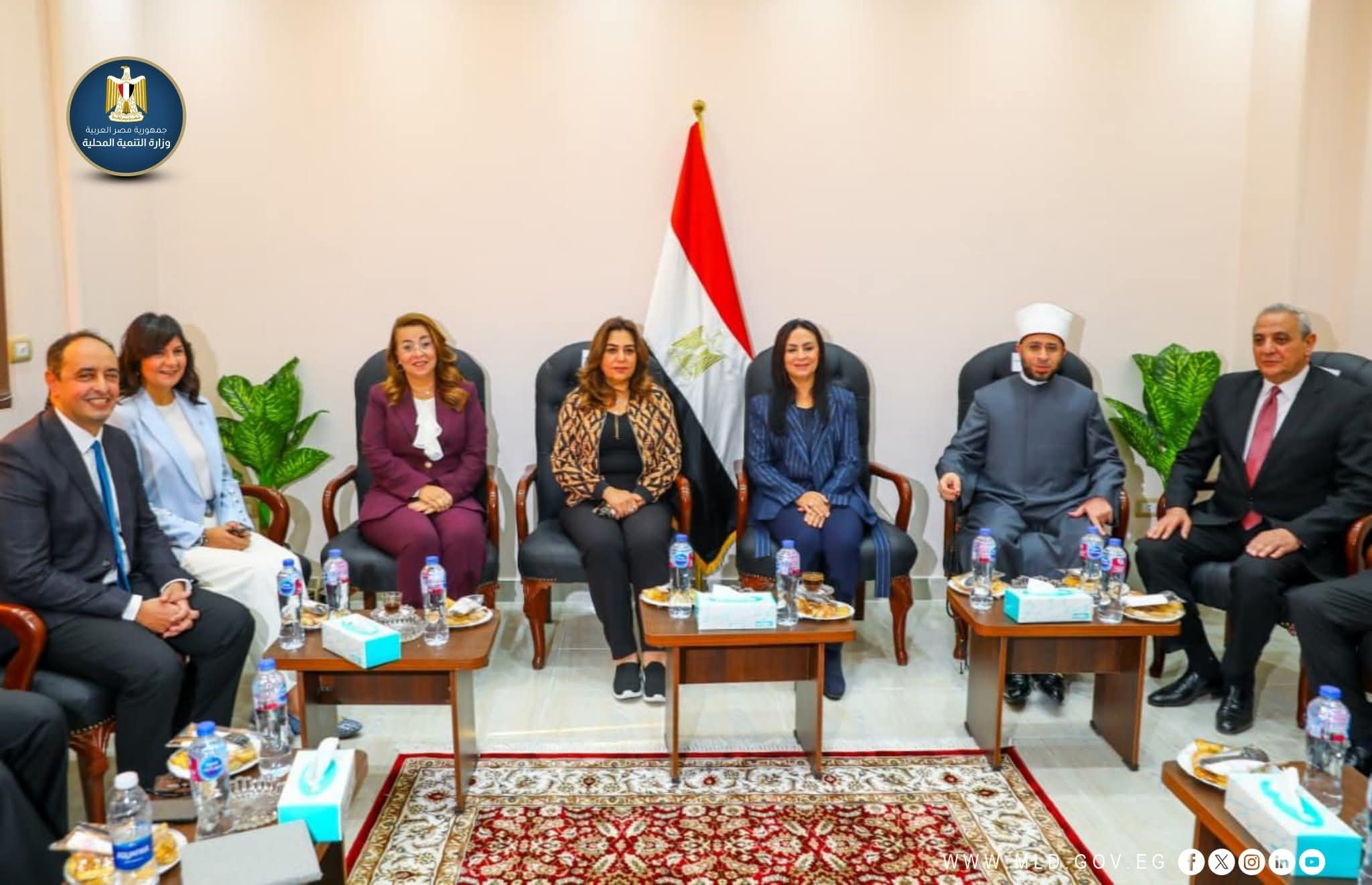 عوض تشارك في افتتاح مركز العزيمة لعلاج الإدمان وتتفقد مؤسسة 