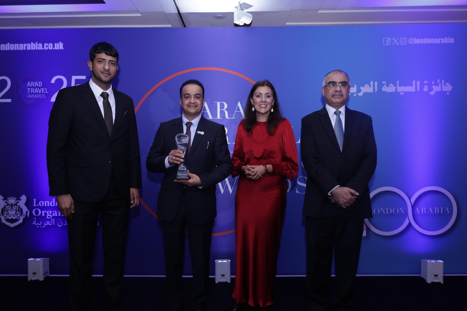 موسم خريف ظفار يتوَّج في لندن بجائزة 