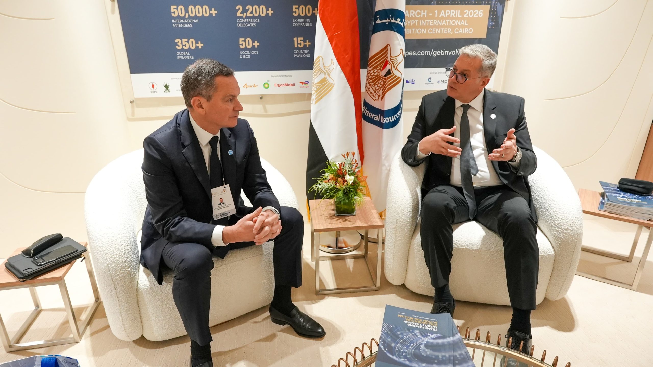 بدوى يعقد لقاءات مع رؤساء شركات عالمية على هامش “أديبك 2025” بأبوظبي