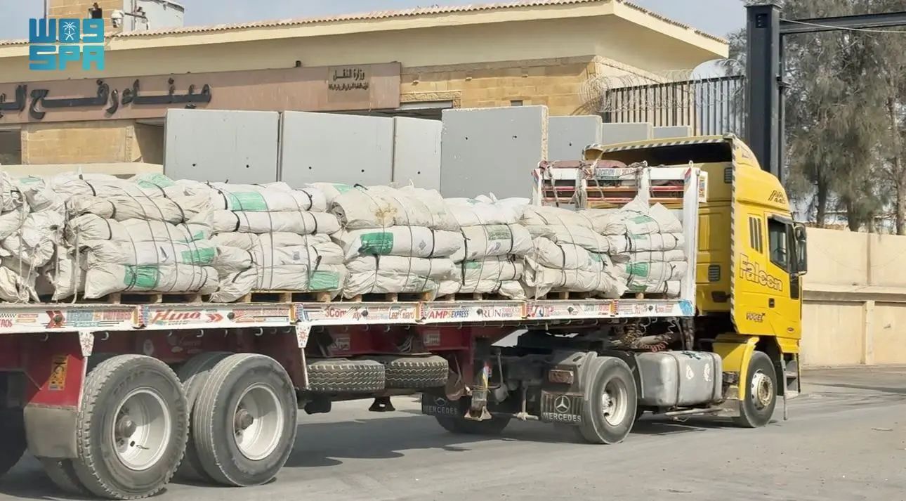 المساعدات الإنسانية السعودية تواصل التدفق إلى داخل الأراضي الفلسطينية في قطاع غزة