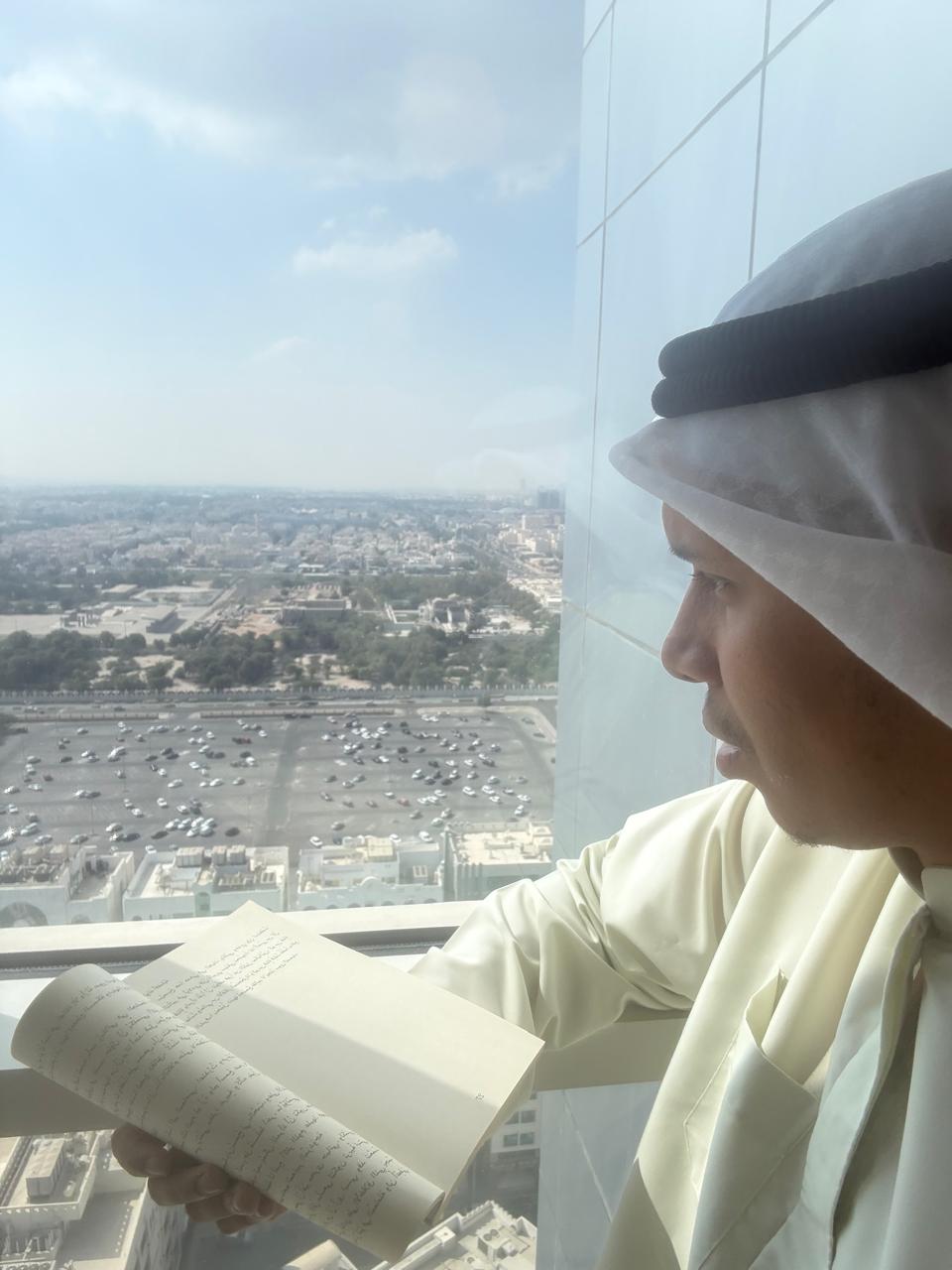 بقلم: ناصر سالمين الحوسني : سلطان الثقافة.. قائد يكتب التاريخ بيده