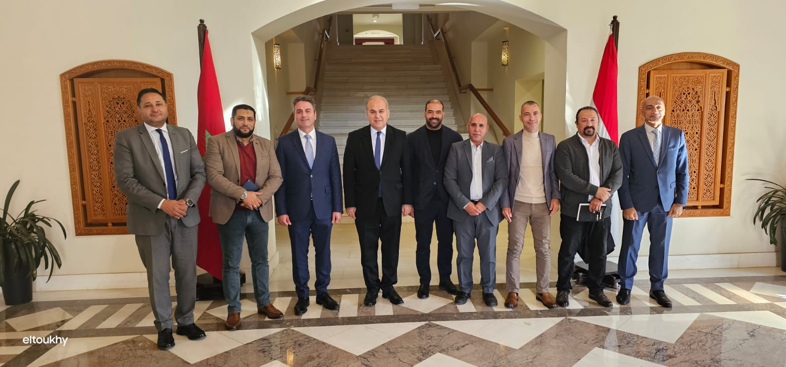 السفير المصري في المغرب يلتقى مع اعضاء الجالية المصرية للتحضير لمشاركة مصر في بطولة كأس الأمم الإفريقية