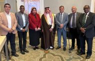 رئيس اتحاد الإعلاميين الأفريقي الأسيوي يلتقي بالمندوب الدائم للسعودية بالجامعة العربية لمناقشة دعم الإعلام والمرأة الفلسطينية
