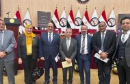 نقيب الأطباء ووفد من النقابة يشاركون في حلقة نقاشية حول قانون تنظيم المسئولية الطبية وسلامة المريض