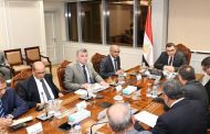 وزير الإسكان يتابع مشروعات المقاولون العرب في 