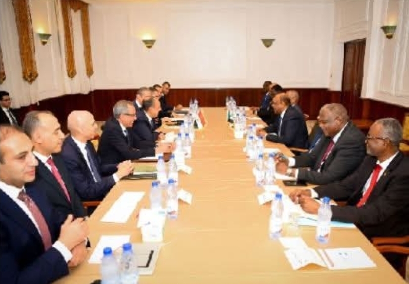 عبد العاطي يلتقي نظيره السوداني لبحث سبل تعزيز العلاقات الثنائية
