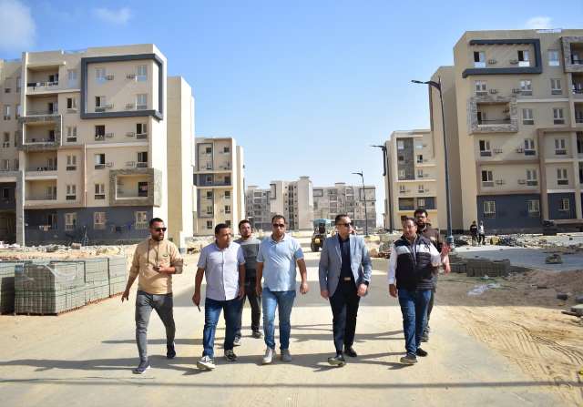 رئيس جهاز العلمين الجديدة يتفقد مشروع 