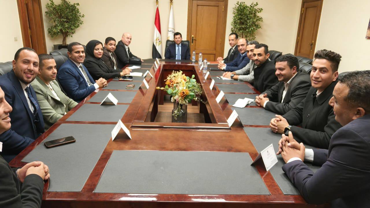 صبحى يجتمع بمجلس إدارة الاتحاد المصري للكيانات الشبابية لبحث آليات تطوير العمل الشبابي ودعم الدور المجتمعي