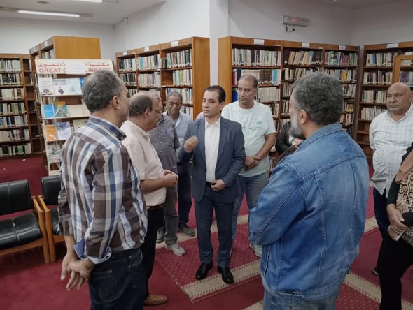 عطوة يتفقد مكتبة القاهرة الكبرى لوضع خطة طموحة لتطويرها