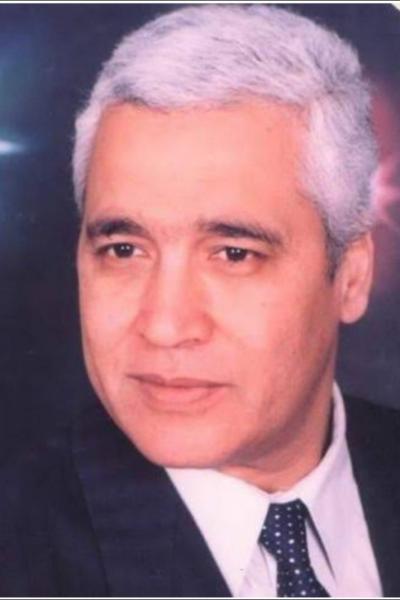 د. كمال يونس يكتب.. المخرج المسرحي من النص إلى العرض