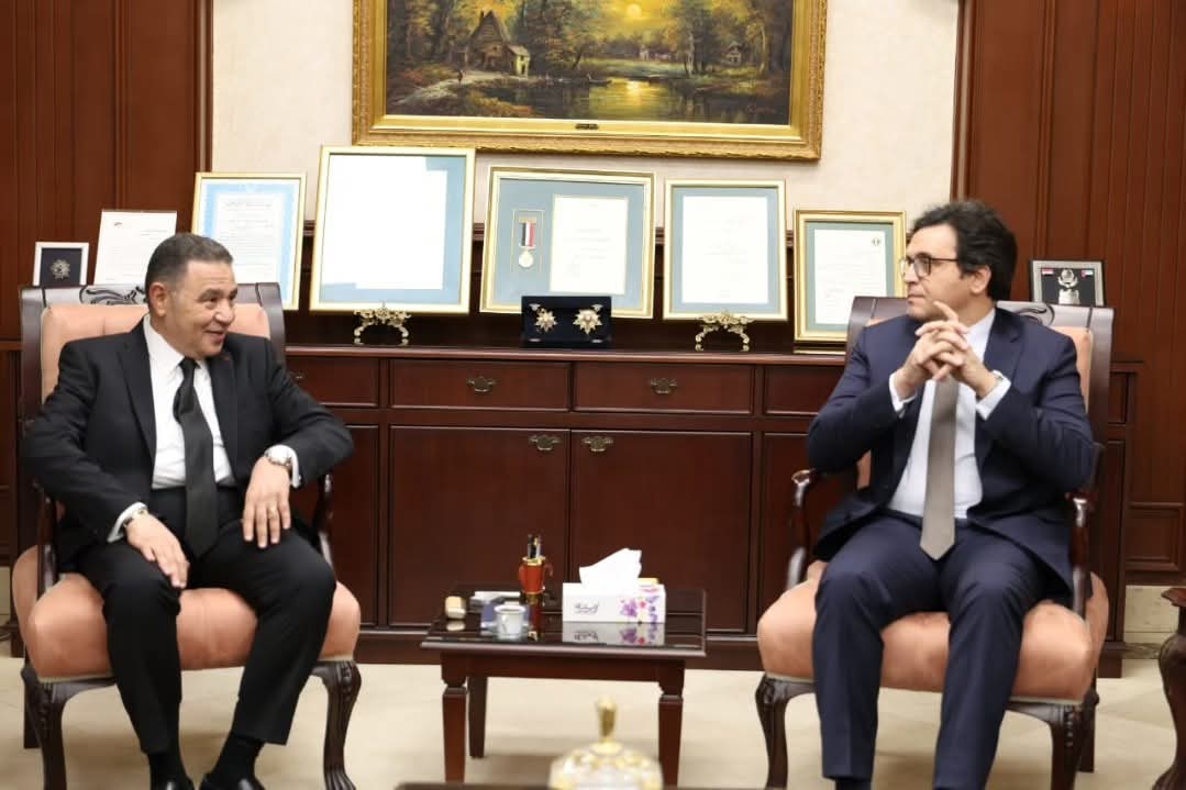 وزير الثقافة يلتقي محافظ البحر الأحمر لبحث آليات تعزيز العمل الثقافي
