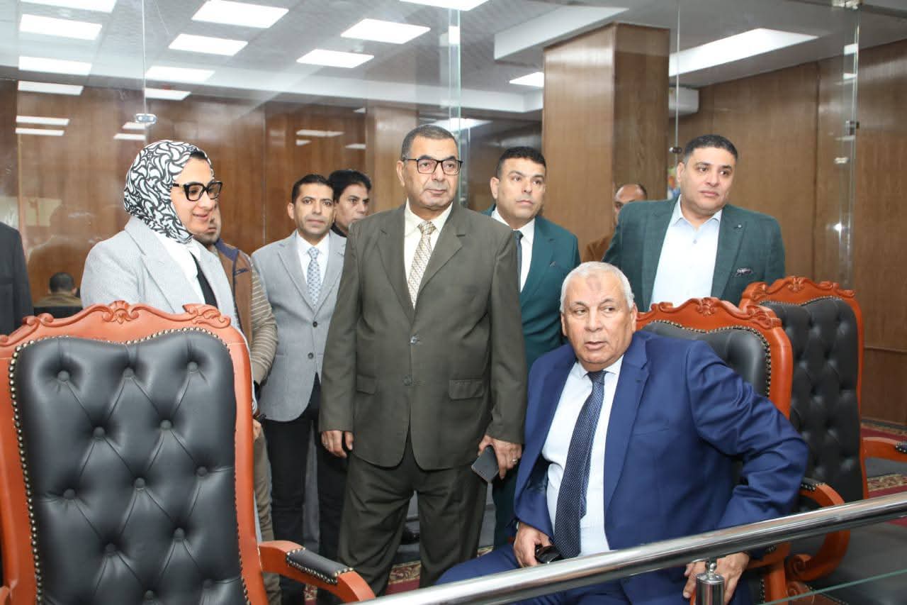محافظ الوادي الجديد يتابع انتظام بدء لجان انتخابات مجلس النواب