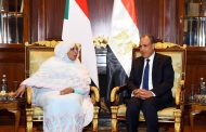وزير الخارجية يلتقي وزيرة شئون مجلس الوزراء السوداني
