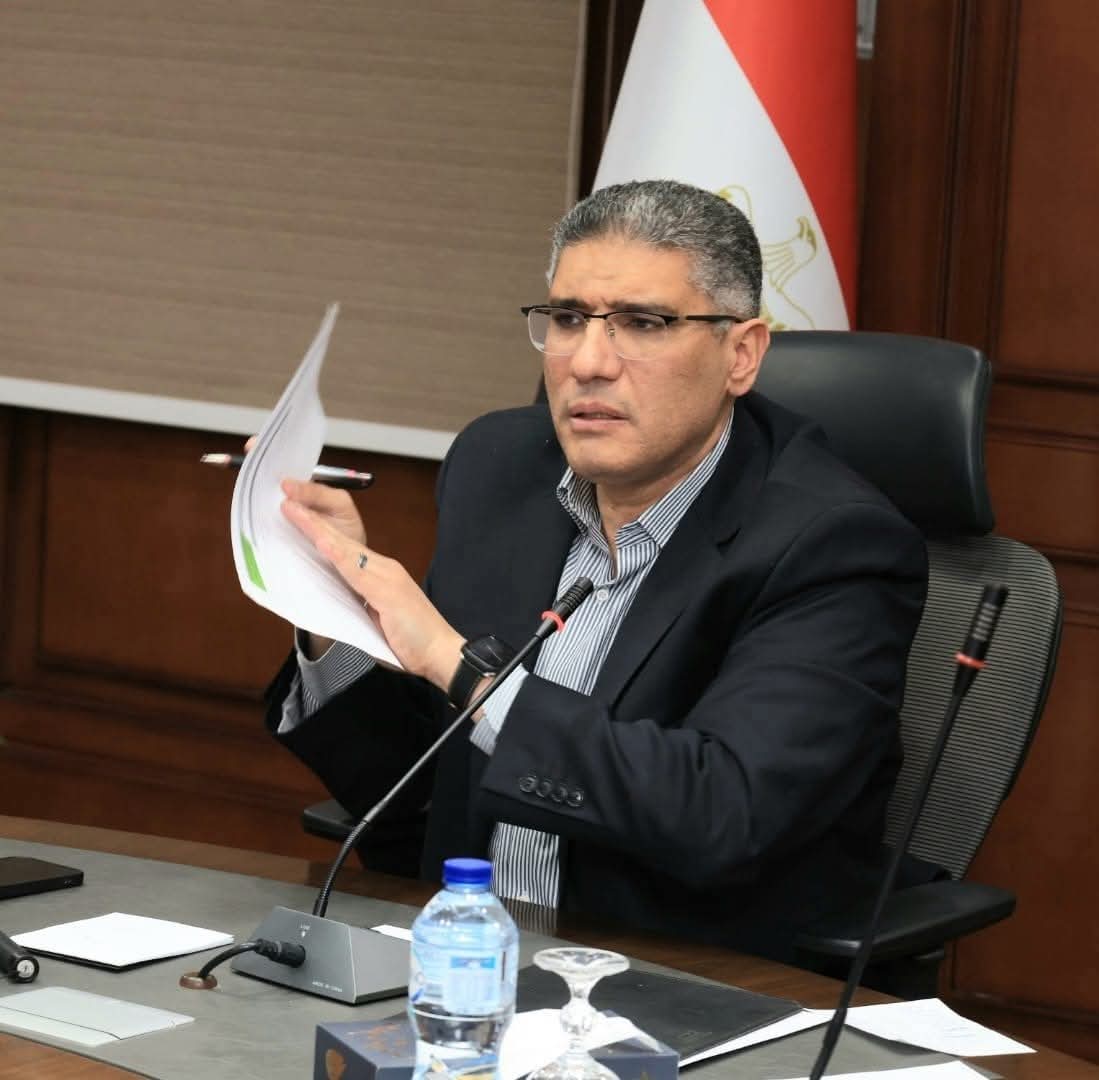 محافظ الجيزة يصدر قرارًا بإنشاء وحدة متابعة وتطوير لأنفاق وسلالم الطريق الدائري