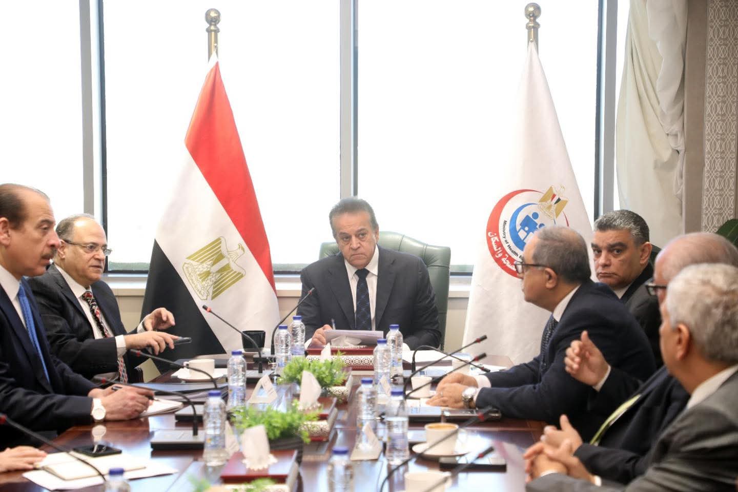 وزير الصحة يعقد اجتماعًا موسعًا لبحث دعم وتمكين توطين الصناعات الدوائية في مصر
