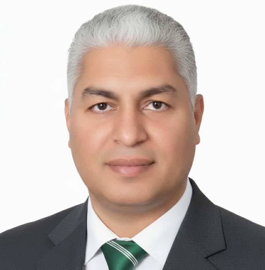 د. إبراهيم عبد الباقي يكتب.. بحرها يبتسم