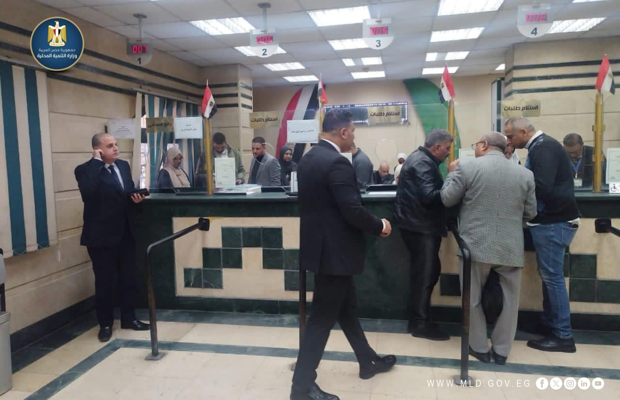 حملات ميدانية مكثفة على المحال العامة والمراكز التكنولوجية بالدقي وعابدين وشرق مدينة نصر