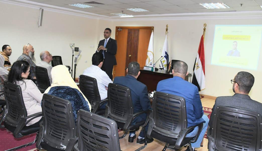 رسلان محاضرًا لمتدربي الدورة العاشرة لاتحاد إذاعات وتلفزيونات دول منظمة التعاون الإسلامي