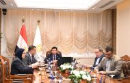 وزير الشباب والرياضة يجتمع باللجنة العليا لتغذية الرياضيين