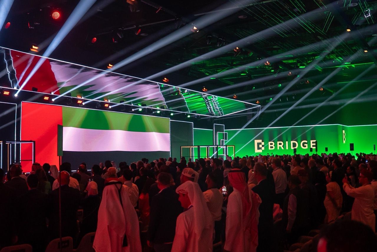 قمة بريدج 2025