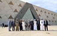 وزير الأوقاف ووفد من متسابقي ومحكمي المسابقة العالمية للقرآن الكريم في زيارة للمتحف المصري الكبير