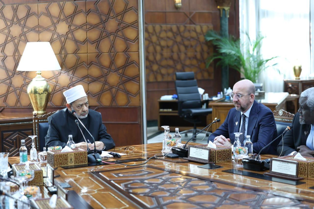 شيخ الأزهر يستقبل أعضاء لجنة تحكيم جائزة زايد للأخوَّة الإنسانية 2026