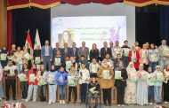 رئيس البريد.. تكرم أبناء العاملين المتفوقين دراسياً.. على مستوى الجمهورية